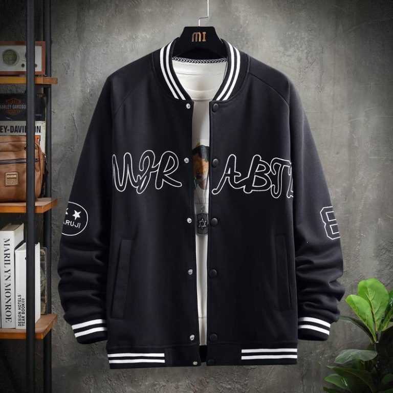 جکت بیسبالی داخل کرک