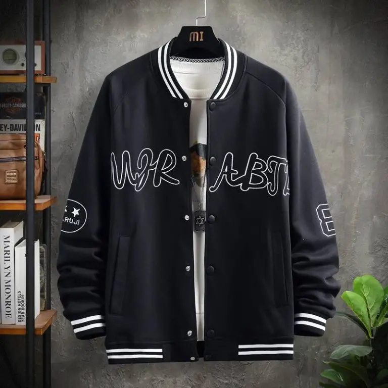 جکت بیسبالی داخل کرک